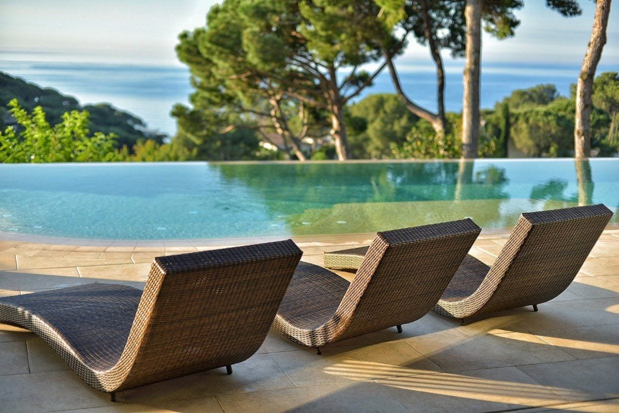 TERRACESANDPOOLW 8
